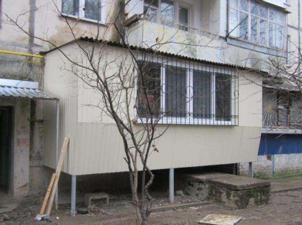 Пристроить балкон Киев, строительство балкона с нуля. Пристройка балконов