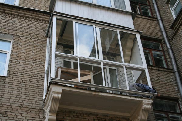 Заказать французский балкон в Киеве